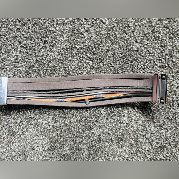 MAURICES MULTI-STRAP LEATHER BRAIDED  BRACELET ~
OSFM - Picture 7 of 13